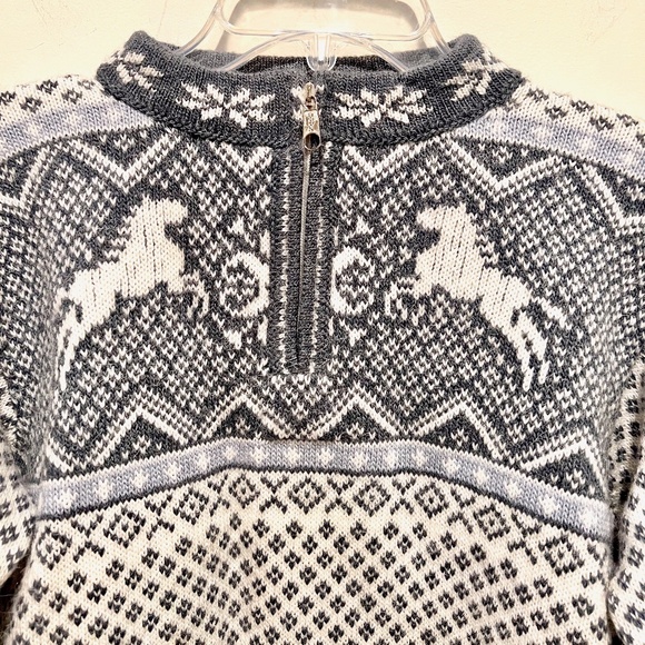 Planet Earth Sweaters Soft Peruvian Blue and White Hand Knit Sweater Sz S - Picture 3 of 5